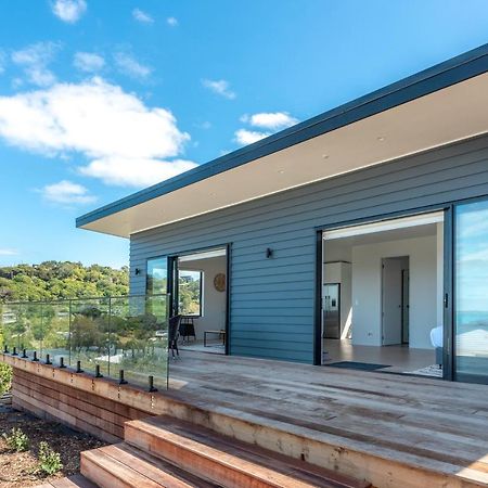 Luna Cottage. Stunning Ocean Views On Waiheke Oneroa Exterior foto