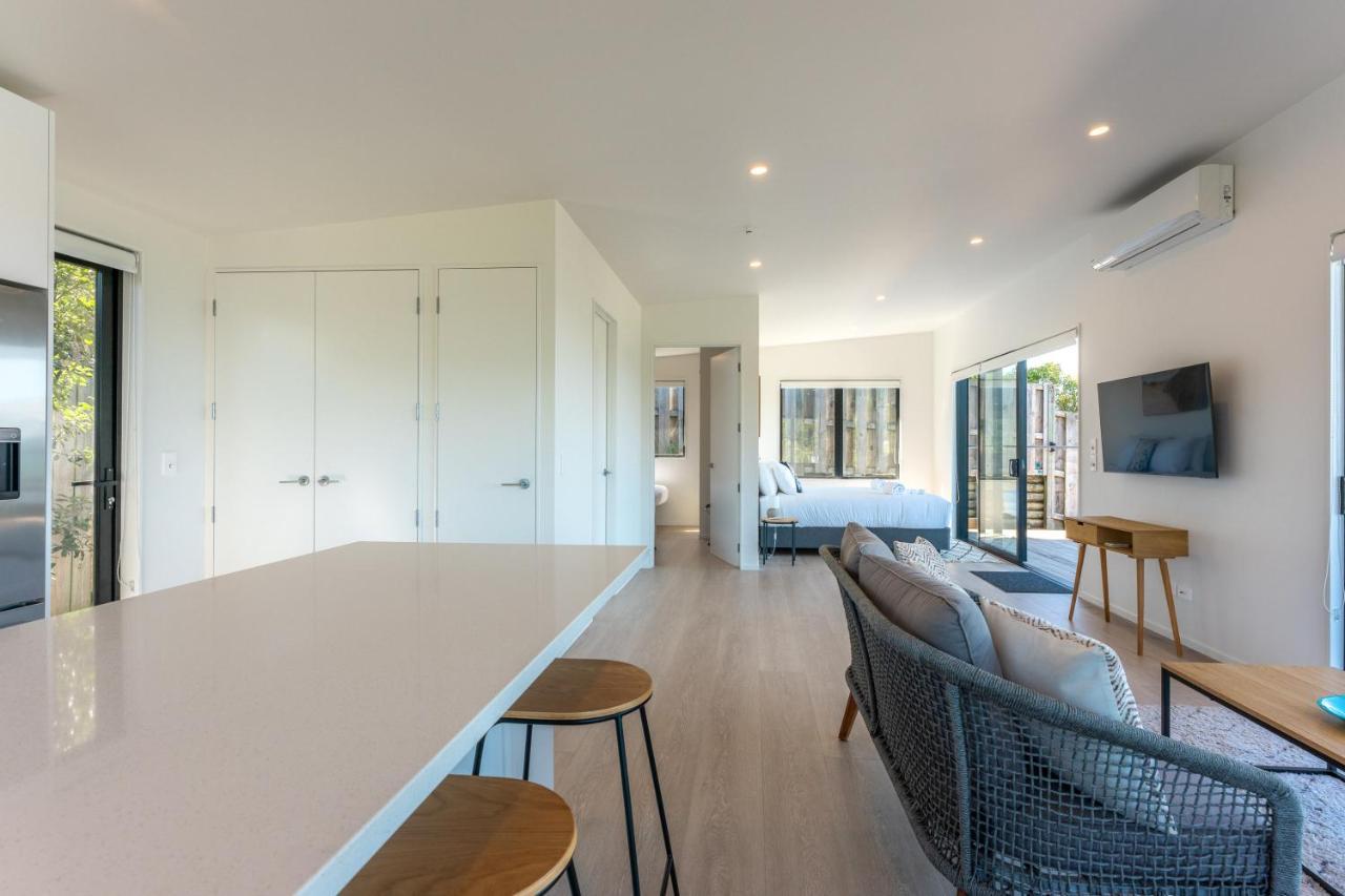 Luna Cottage. Stunning Ocean Views On Waiheke Oneroa Exterior foto
